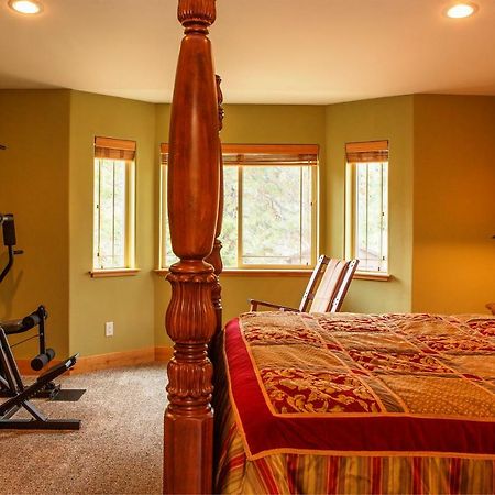 5-Star Luxury Tahoe Cabin! Great Location! Pool Table!Darts! Poker! Ping Pong! Games! South Lake Tahoe Ngoại thất bức ảnh
